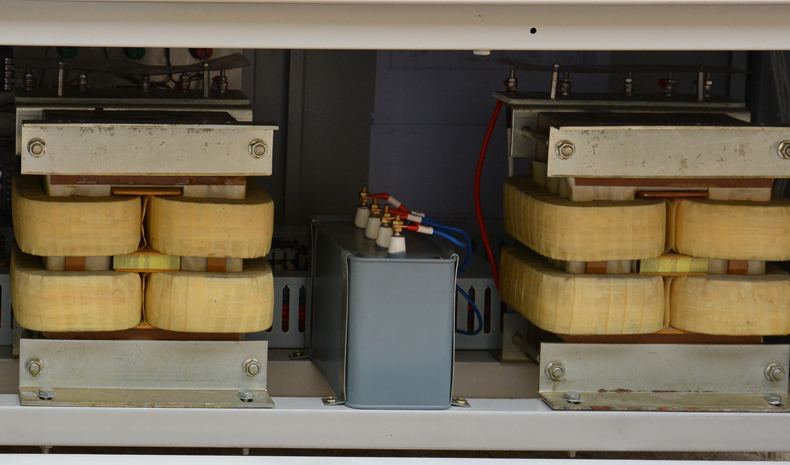 元器件uv固化機(jī).jpg 元器件uv固化機(jī).jpg