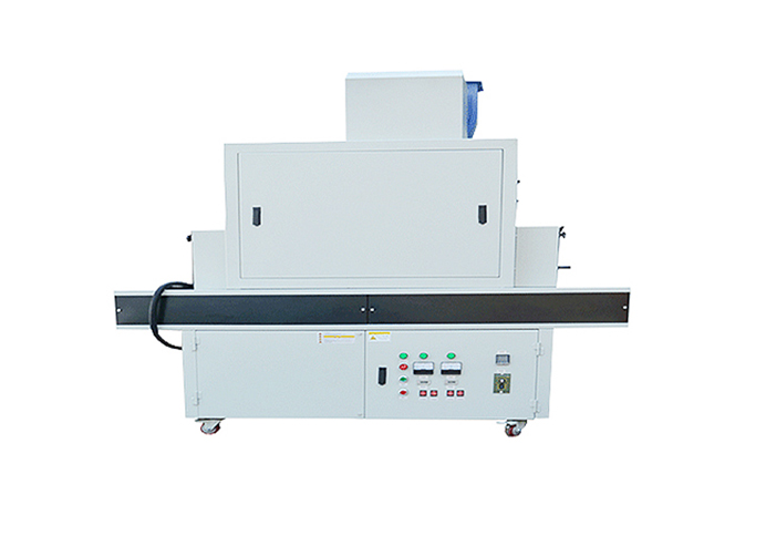 KT板應(yīng)用uv固化機.jpg KT板應(yīng)用uv固化機.jpg